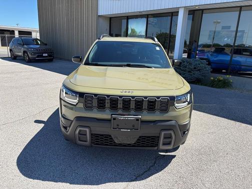 '41 2026 Jeep Cherokee Laredo 4x4