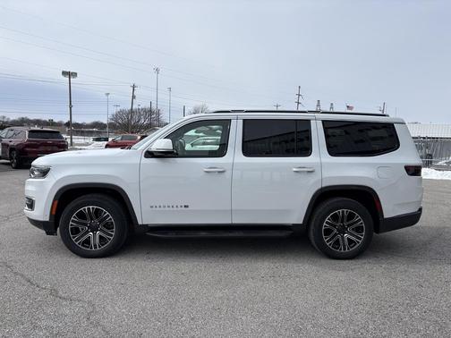 2022 Jeep Wagoneer Series III 4x4