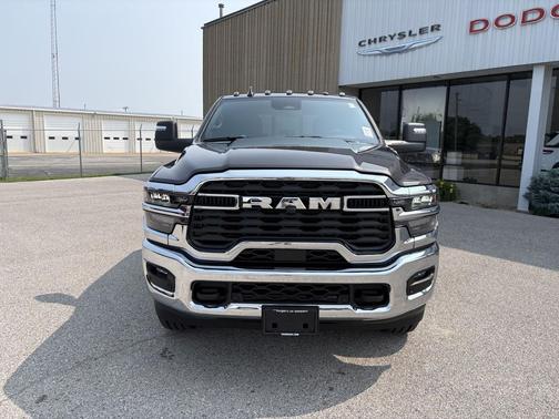 2025 RAM 2500 Big Horn Crew Cab 4x4 6'4' Box