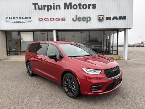 2026 Chrysler Pacifica L