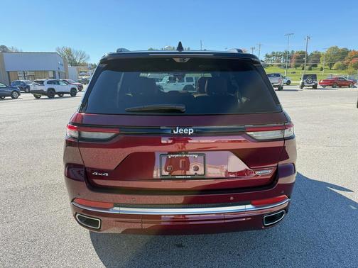 2024 Jeep Grand Cherokee Summit