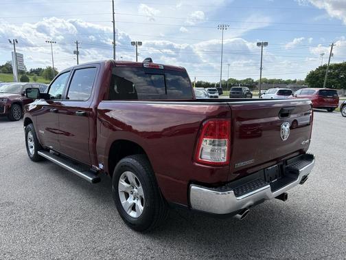 Delmonico Red Pearlcoat 2023 RAM 1500 Big Horn/Lone Star
