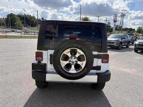 2018 Jeep Wrangler JK Unlimited Sahara