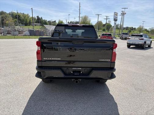 2025 Chevrolet Silverado 1500 Custom