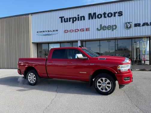 2019 RAM 2500 Laramie Crew Cab 4x4 6'4' Box