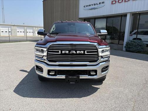 2022 RAM 3500 Laramie Crew Cab 4x4 8' Box