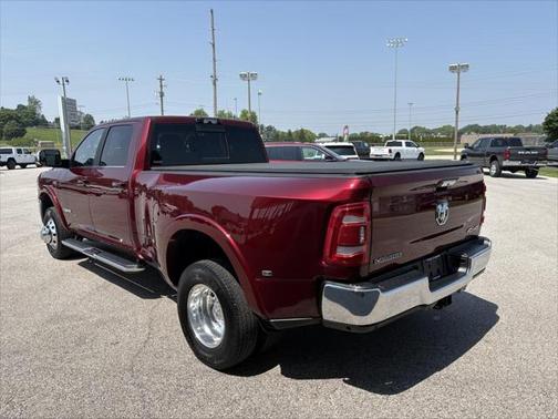 2022 RAM 3500 Laramie Crew Cab 4x4 8' Box