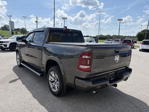 Granite Crystal Metallic Clearcoat 2020 RAM 1500 Laramie