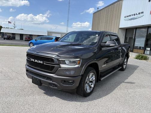 Granite Crystal Metallic Clearcoat 2020 RAM 1500 Laramie