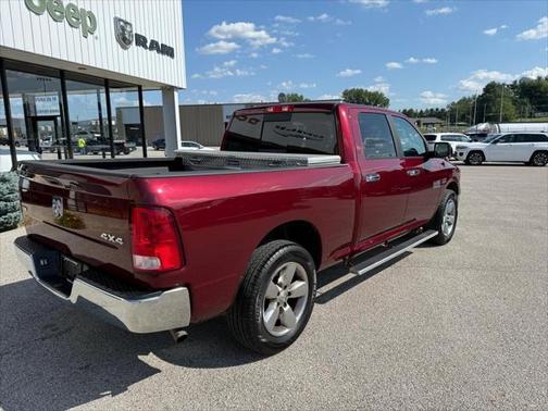 2017 RAM 1500 SLT