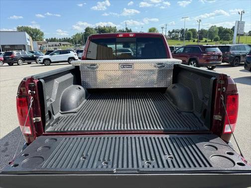 2017 RAM 1500 SLT