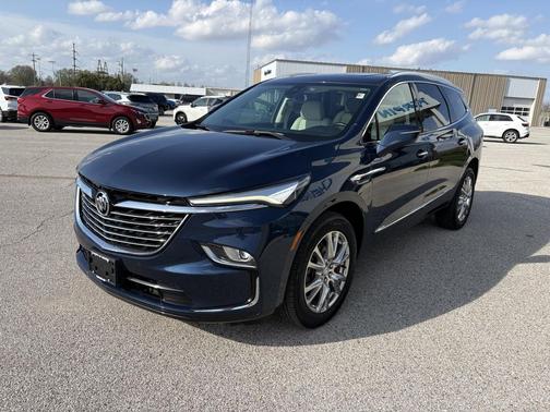 2023 Buick Enclave Essence AWD