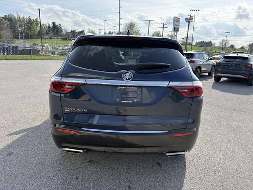 2023 Buick Enclave Essence AWD