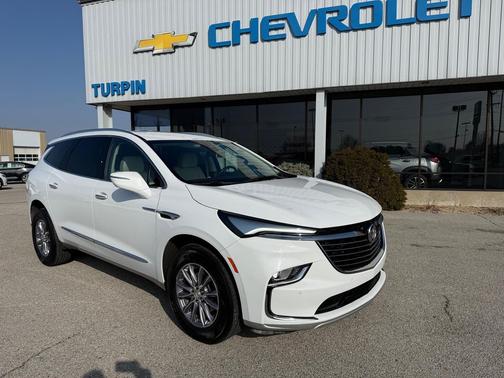 2023 Buick Enclave Essence AWD