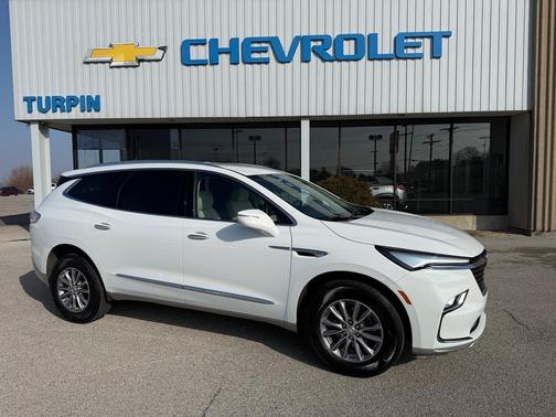 2023 Buick Enclave Essence AWD