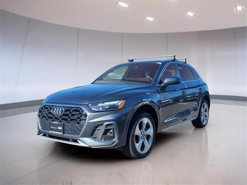 2022 Audi Q5 Premium Plus 45 TFSI S line quattro S tronic