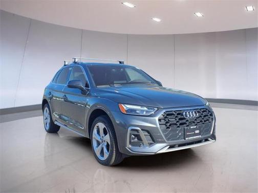 2022 Audi Q5 Premium Plus 45 TFSI S line quattro S tronic