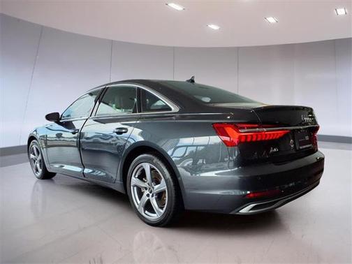 2025 Audi A6 Premium Plus 45 TFSI quattro S tronic