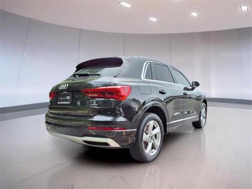 2022 Audi Q3 Premium 40 TFSI quattro Tiptronic