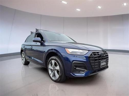 2025 Audi Q5 Premium 40 TFSI quattro S tronic
