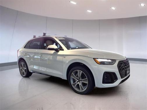 2025 Audi Q5 Premium 45 TFSI S line quattro