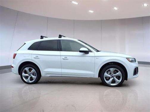 2024 Audi Q5 Premium Plus 45 TFSI S line quattro