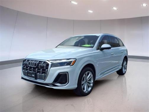 2025 Audi Q7 Premium 55 TFSI quattro Tiptronic