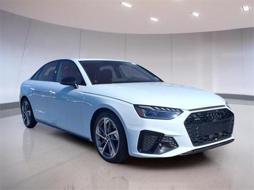 2024 Audi A4 Premium Plus 45 TFSI S line quattro S tronic