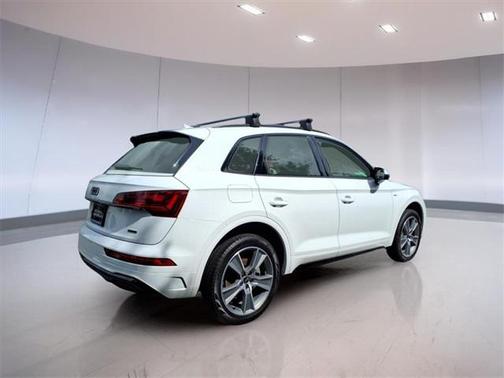 2025 Audi Q5 Premium 45 TFSI S line quattro