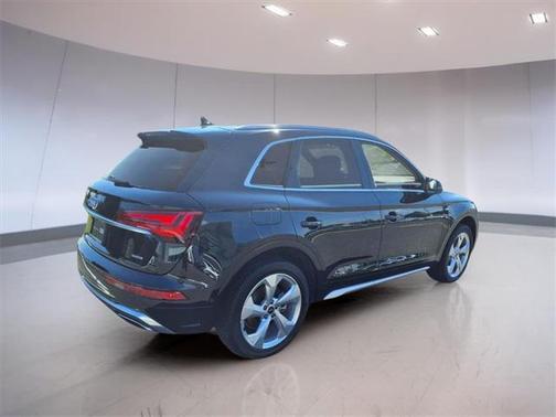 2023 Audi Q5 Prestige 45 TFSI S line quattro S tronic