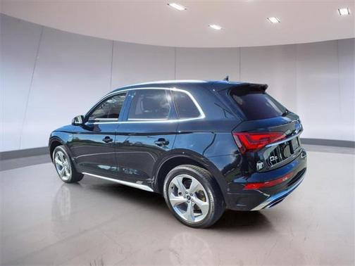 2023 Audi Q5 Prestige 45 TFSI S line quattro S tronic
