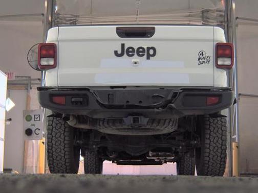 2023 Jeep Gladiator Willys 4x4