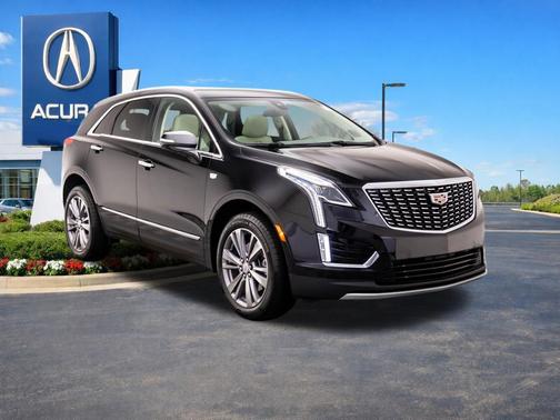 Stellar Black Metallic 2025 Cadillac XT5 Premium Luxury