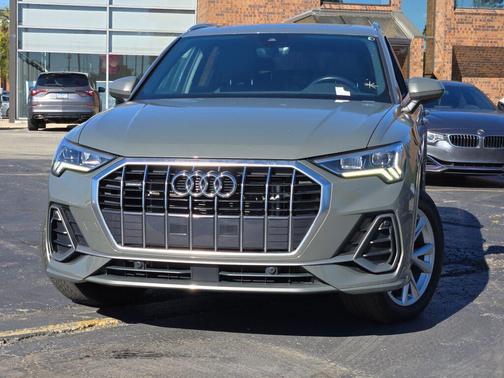2023 Audi Q3 Premium
