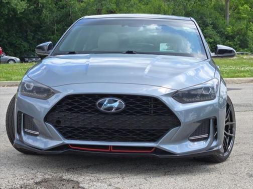2020 Hyundai Veloster Base