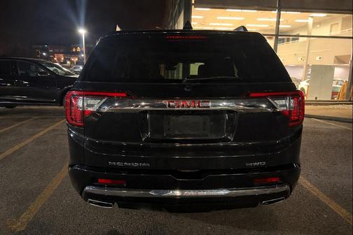 2020 GMC Acadia Denali