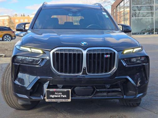 2024 BMW X7 M60i