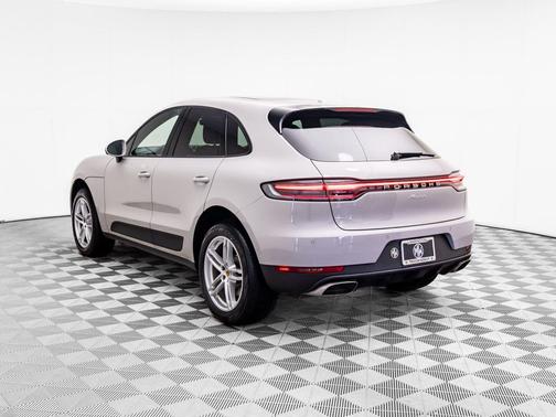2021 Porsche Macan Base