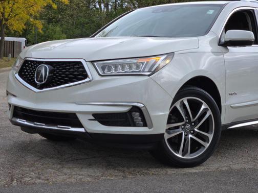 2017 Acura MDX 3.5L w/Advance Package
