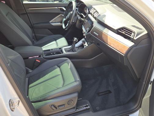 2021 Audi Q3 45 S line Premium Plus