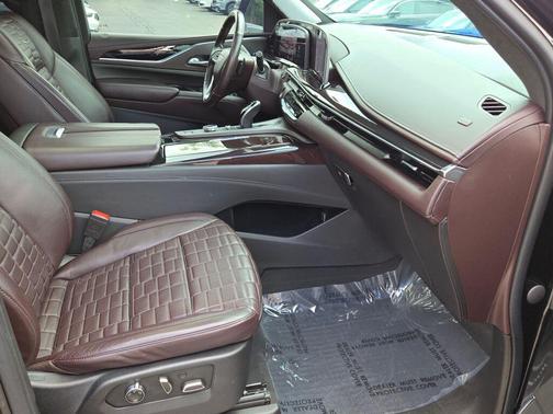 2021 Cadillac Escalade ESV Sport Platinum
