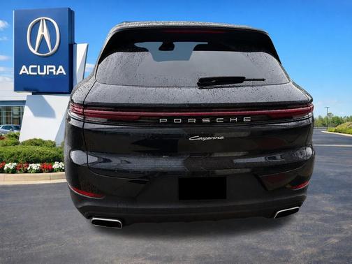 Black 2024 Porsche Cayenne Cayenne
