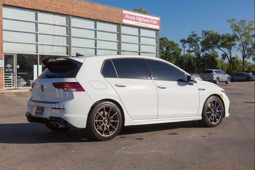 2024 Volkswagen Golf R 2.0T DSG