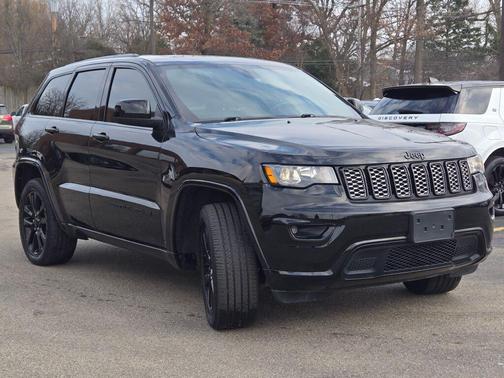 2021 Jeep Grand Cherokee Laredo