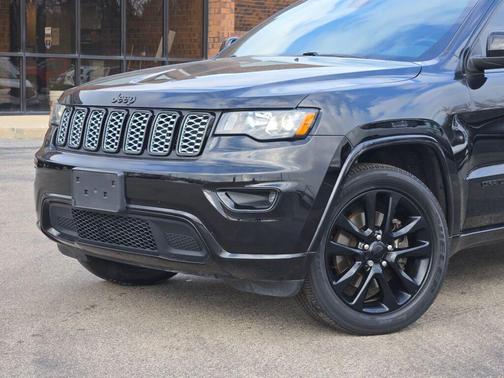 2021 Jeep Grand Cherokee Laredo