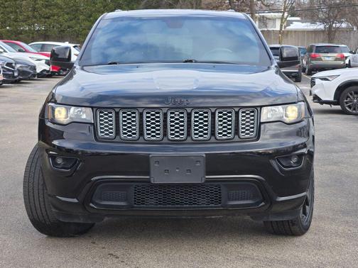 2021 Jeep Grand Cherokee Laredo