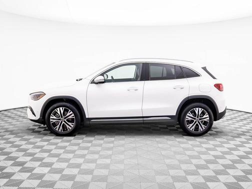 2025 Mercedes-Benz GLA 250 4MATIC