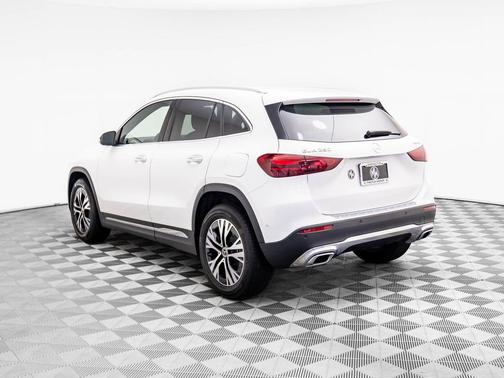 2025 Mercedes-Benz GLA 250 4MATIC