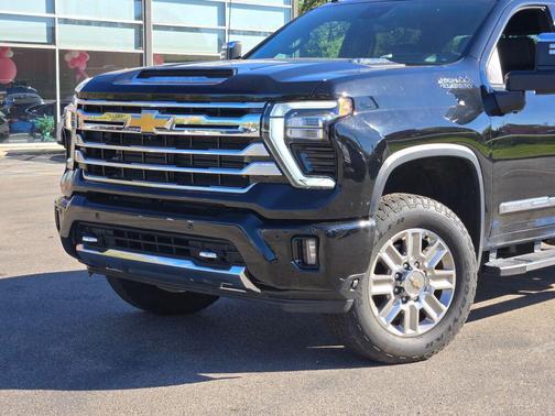 2024 Chevrolet Silverado 2500 High Country