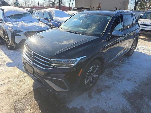2024 Volkswagen Tiguan 2.0T Wolfsburg Edition